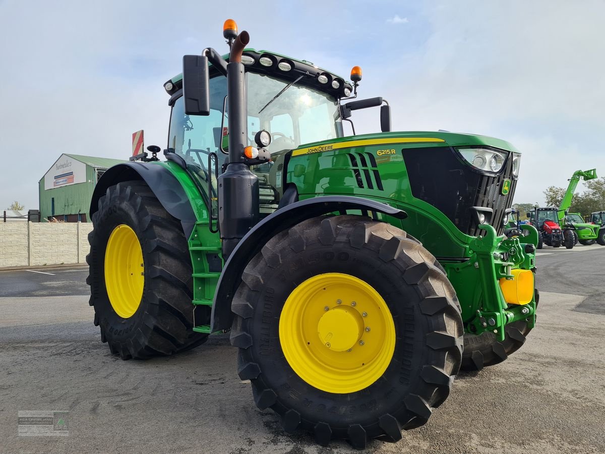 Traktor des Typs John Deere 6215R, Gebrauchtmaschine in Gerasdorf (Bild 4)