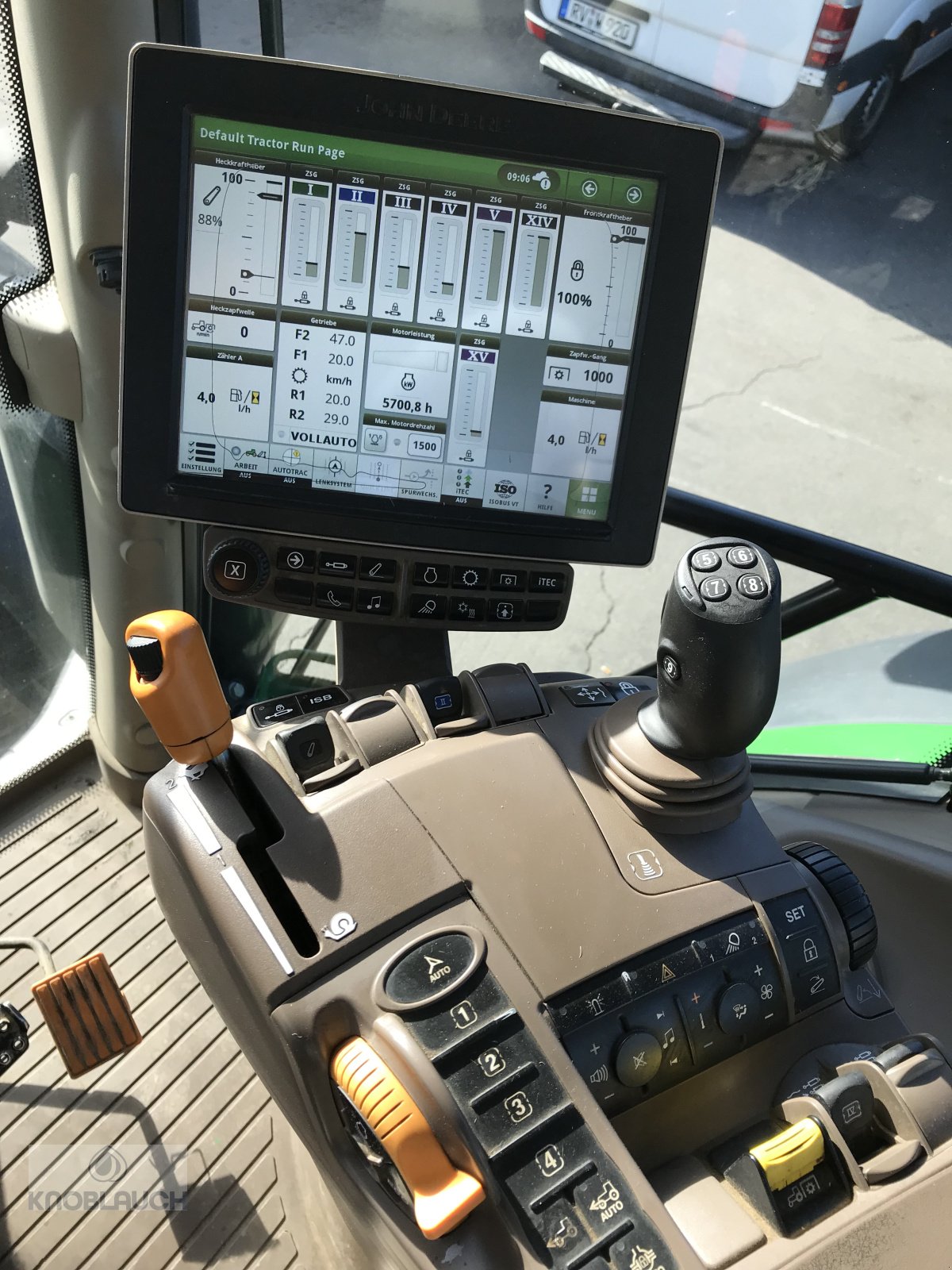 Traktor des Typs John Deere 6215R, Gebrauchtmaschine in Wangen (Bild 7)