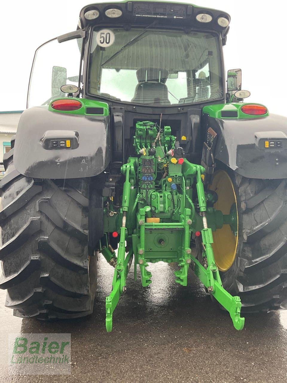 Traktor типа John Deere 6215R, Gebrauchtmaschine в OBERNDORF-HOCHMOESSINGEN (Фотография 5)