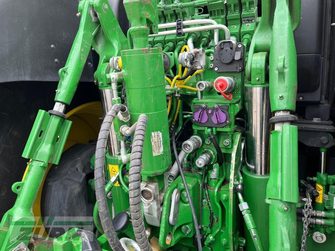 Traktor typu John Deere 6215R, Gebrauchtmaschine v Holzgünz - Schwaighausen (Obrázek 8)