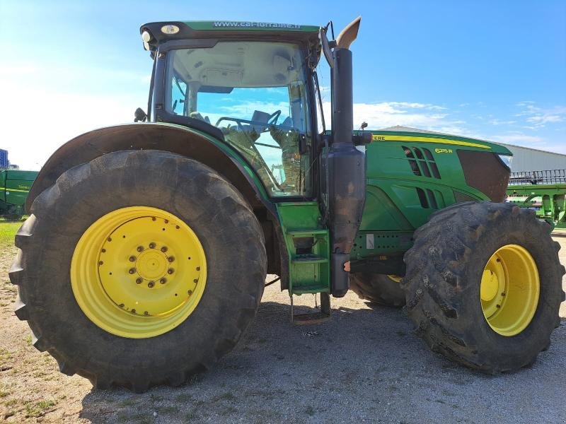 Traktor типа John Deere 6215R, Gebrauchtmaschine в VERDUN (Фотография 5)