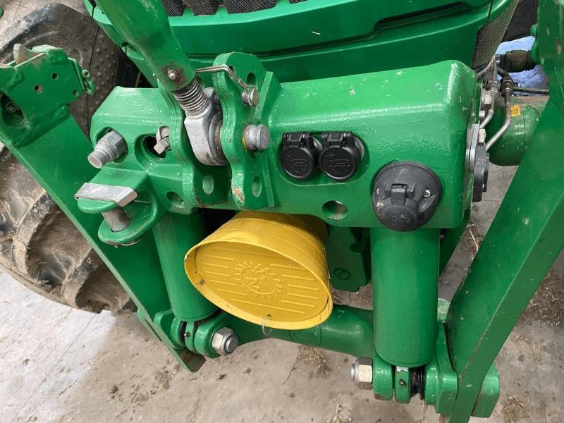 Traktor del tipo John Deere 6215R, Gebrauchtmaschine In VERDUN (Immagine 5)