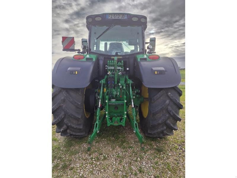 Traktor типа John Deere 6215R, Gebrauchtmaschine в SAINT GENEST D'AMBIERE (Фотография 9)