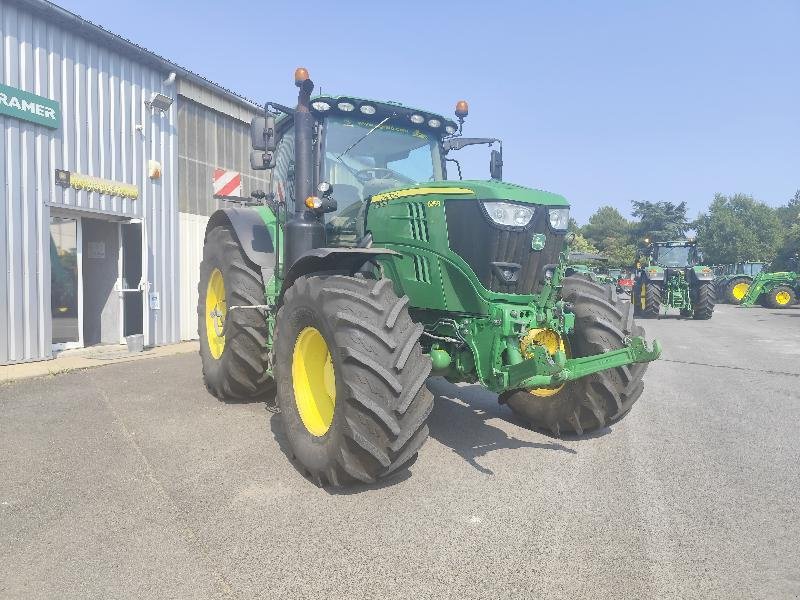 Traktor Türe ait John Deere 6215R, Gebrauchtmaschine içinde SAINT GENEST D'AMBIERE (resim 2)