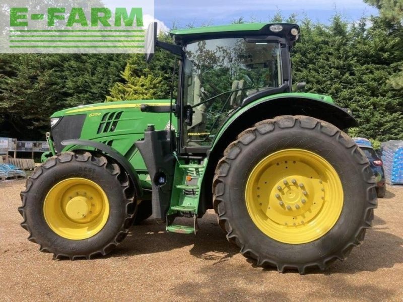 Traktor of the type John Deere 6215r, Gebrauchtmaschine in THAME (Picture 1)