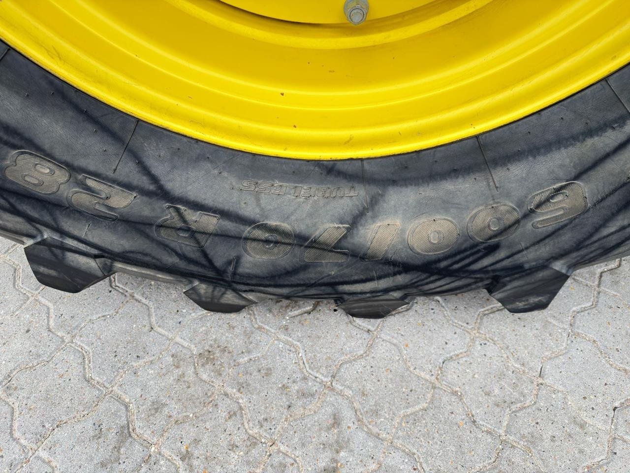 Traktor des Typs John Deere 6215R, Gebrauchtmaschine in Næstved (Bild 14)