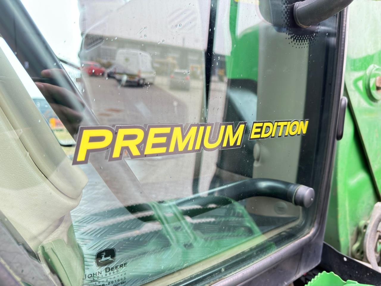 Traktor des Typs John Deere 6215R, Gebrauchtmaschine in Næstved (Bild 20)