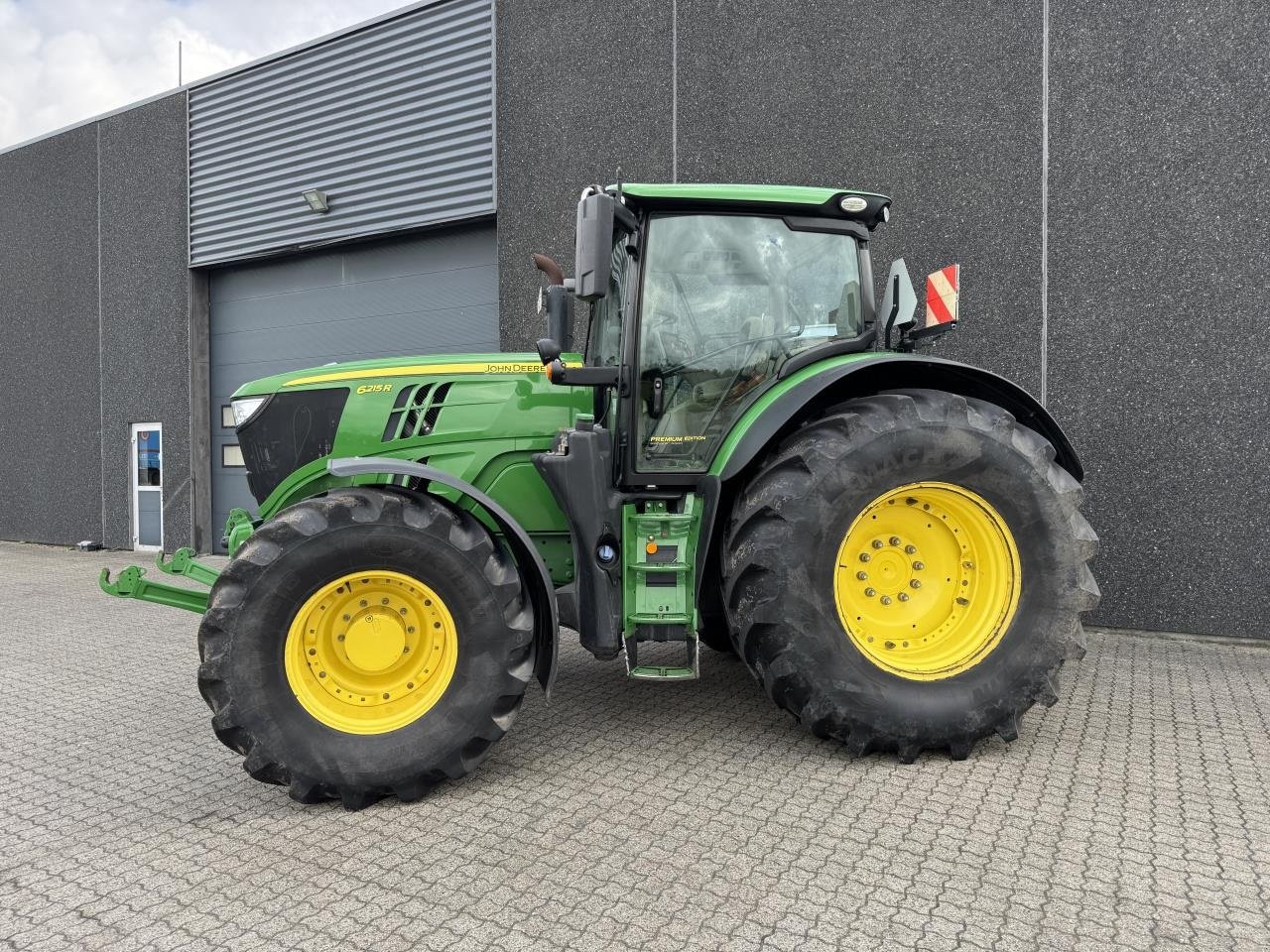 Traktor του τύπου John Deere 6215R, Gebrauchtmaschine σε Brønderslev (Φωτογραφία 8)