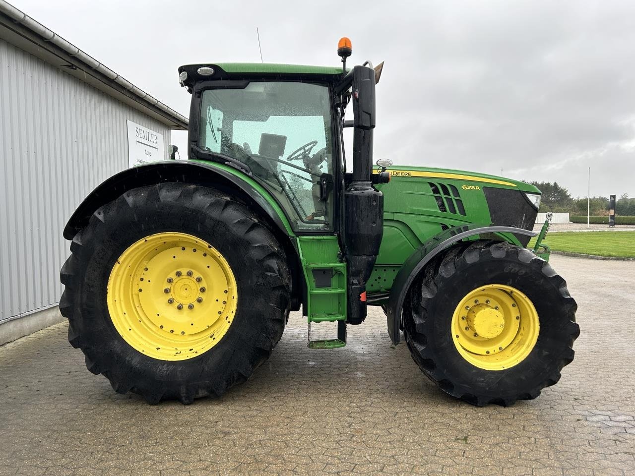 Traktor du type John Deere 6215R, Gebrauchtmaschine en Bramming (Photo 13)