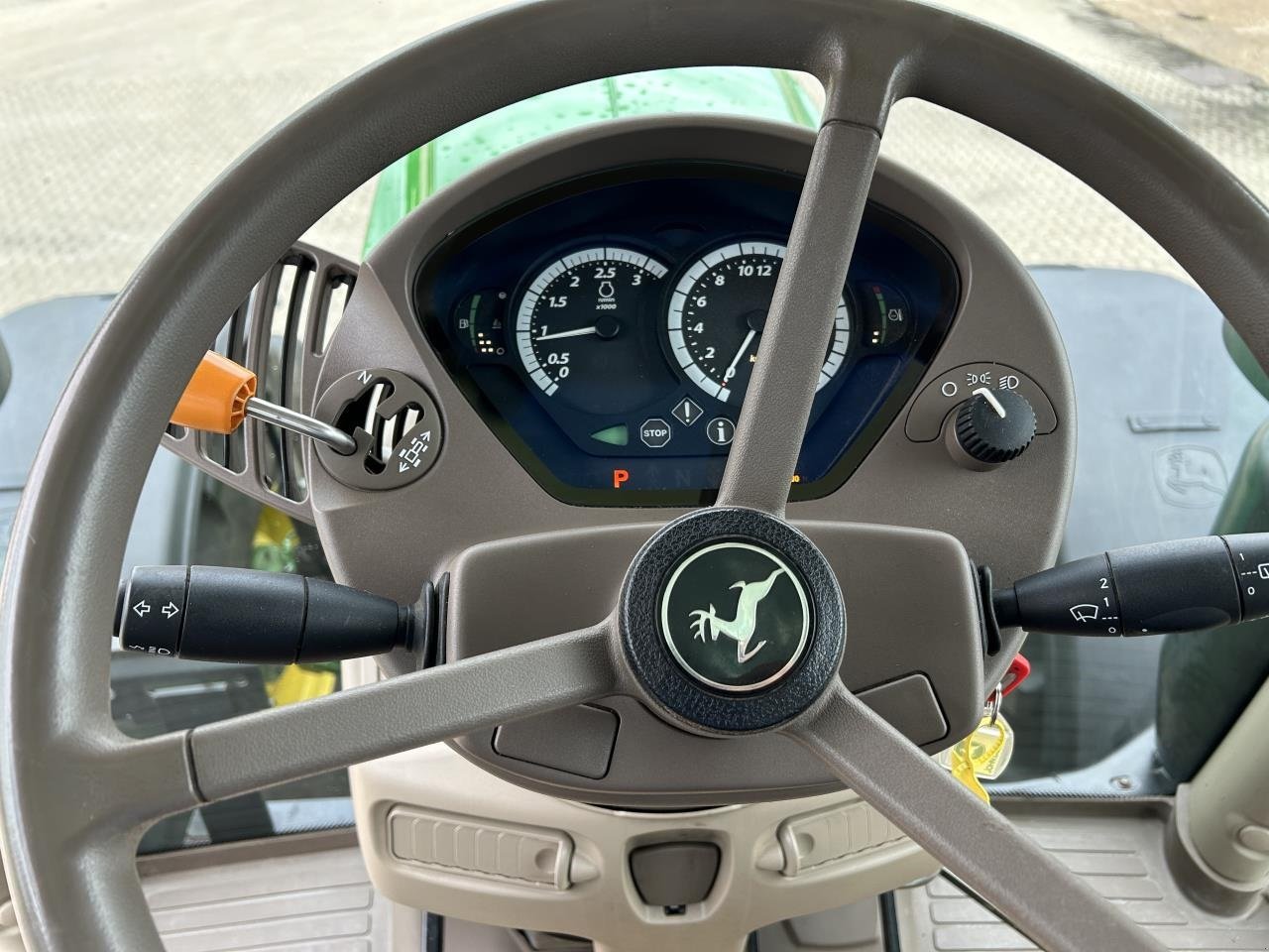 Traktor del tipo John Deere 6215R, Gebrauchtmaschine en Bramming (Imagen 4)