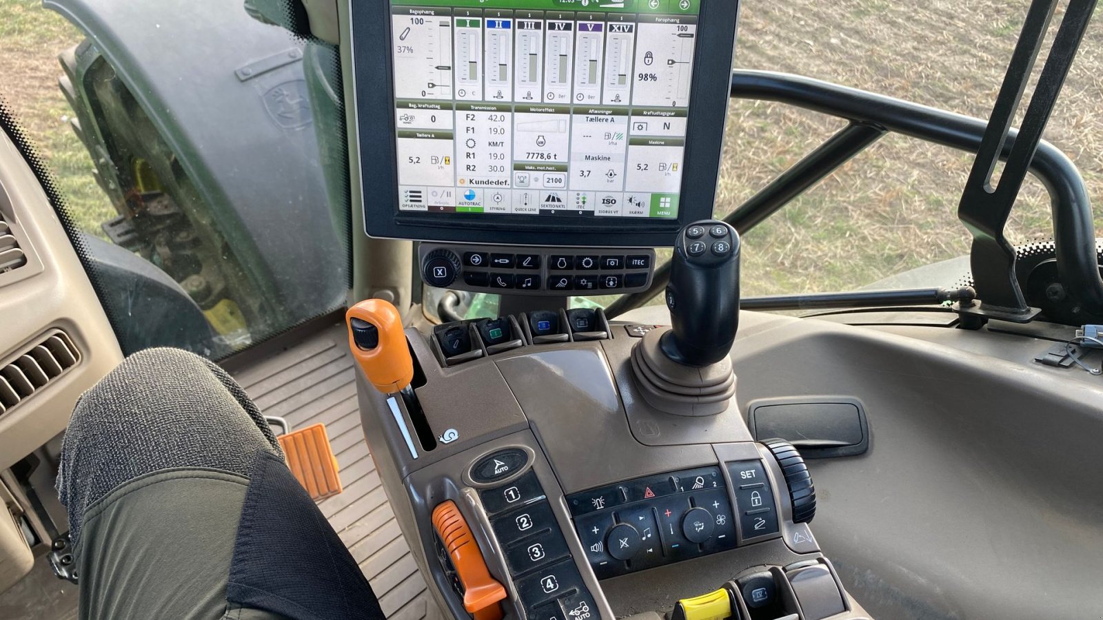 Traktor tipa John Deere 6215R, Gebrauchtmaschine u Bredsten (Slika 6)