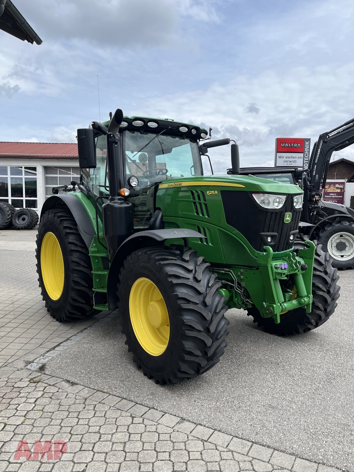 Traktor of the type John Deere 6215R, Gebrauchtmaschine in Teising (Picture 3)