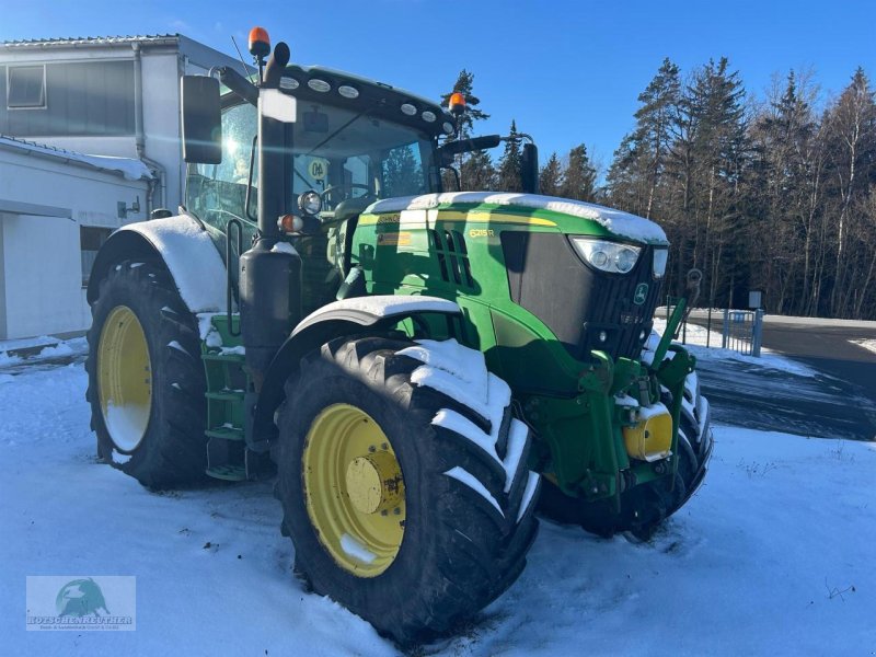 Traktor от тип John Deere 6215R, Gebrauchtmaschine в Plauen