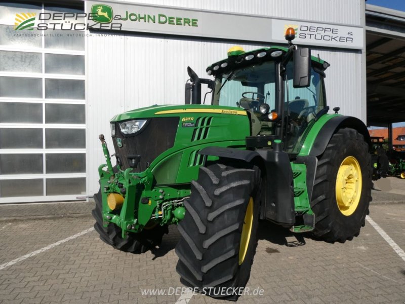 John Deere 6215R, Gebrauchtmaschine, Baujahr: 2017, Betriebsstunden: 7021 Stunden (Bild 1) Traktor des Typs John Deere 6215R, Gebrauchtmaschine in Barnstädt (Bild 1)