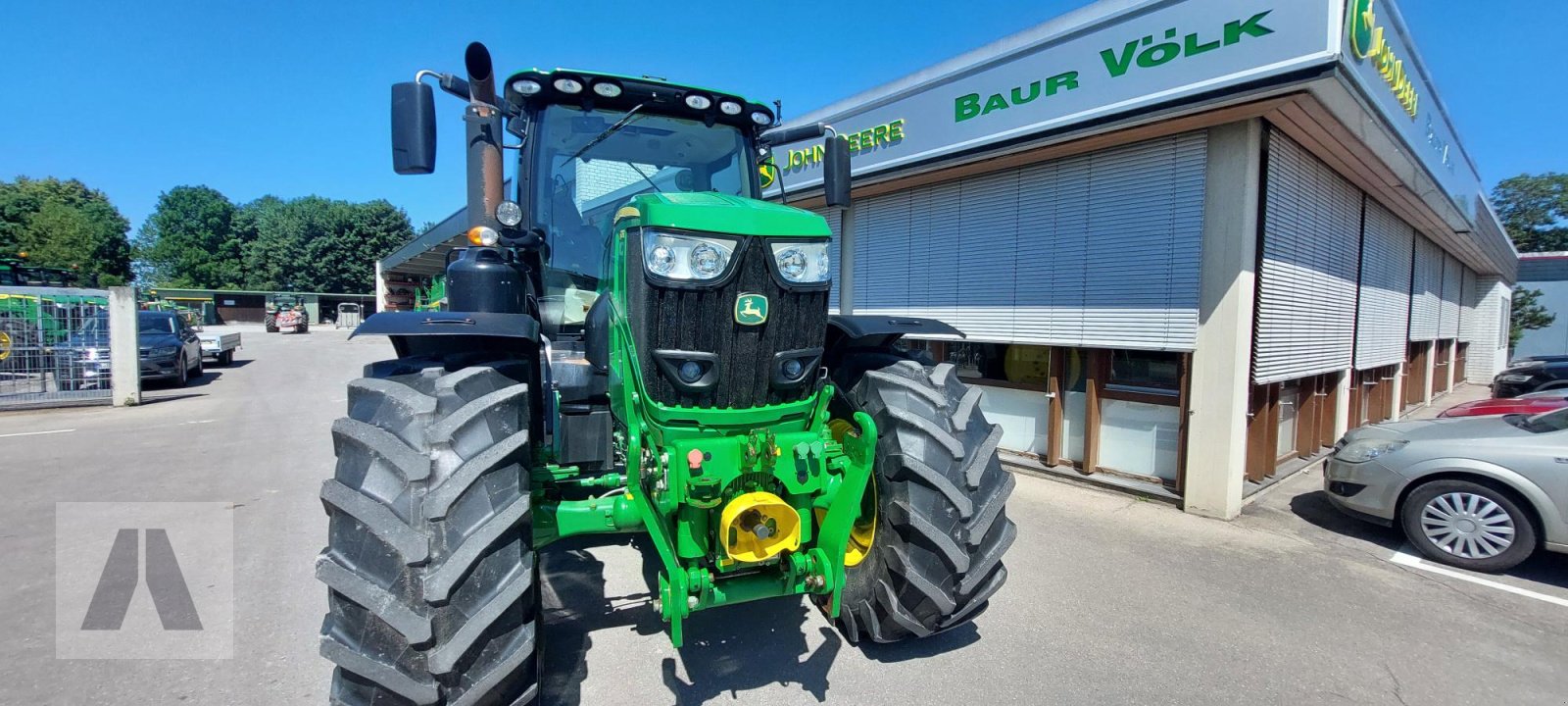 Traktor des Typs John Deere 6215R, Gebrauchtmaschine in Schwabmünchen (Bild 2)