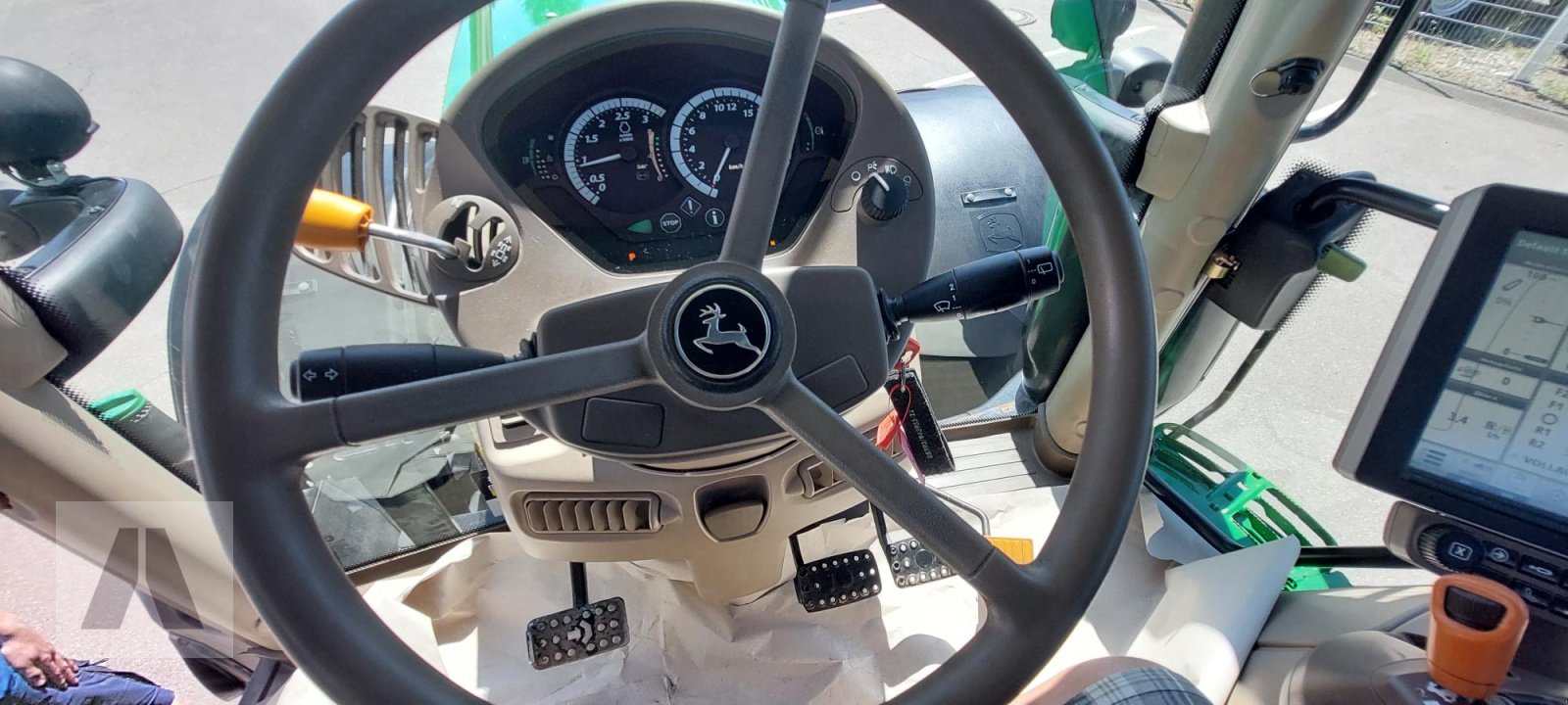 Traktor des Typs John Deere 6215R, Gebrauchtmaschine in Schwabmünchen (Bild 15)