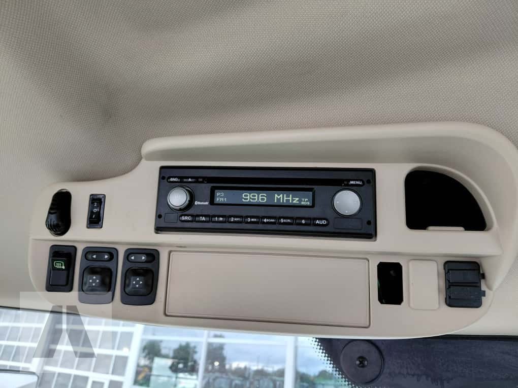 Traktor типа John Deere 6215R, Gebrauchtmaschine в Regensburg (Фотография 15)