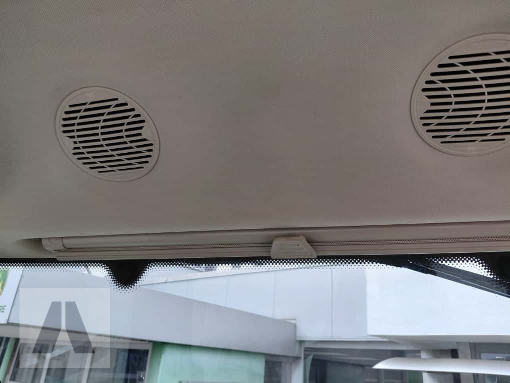 Traktor типа John Deere 6215R, Gebrauchtmaschine в Regensburg (Фотография 24)