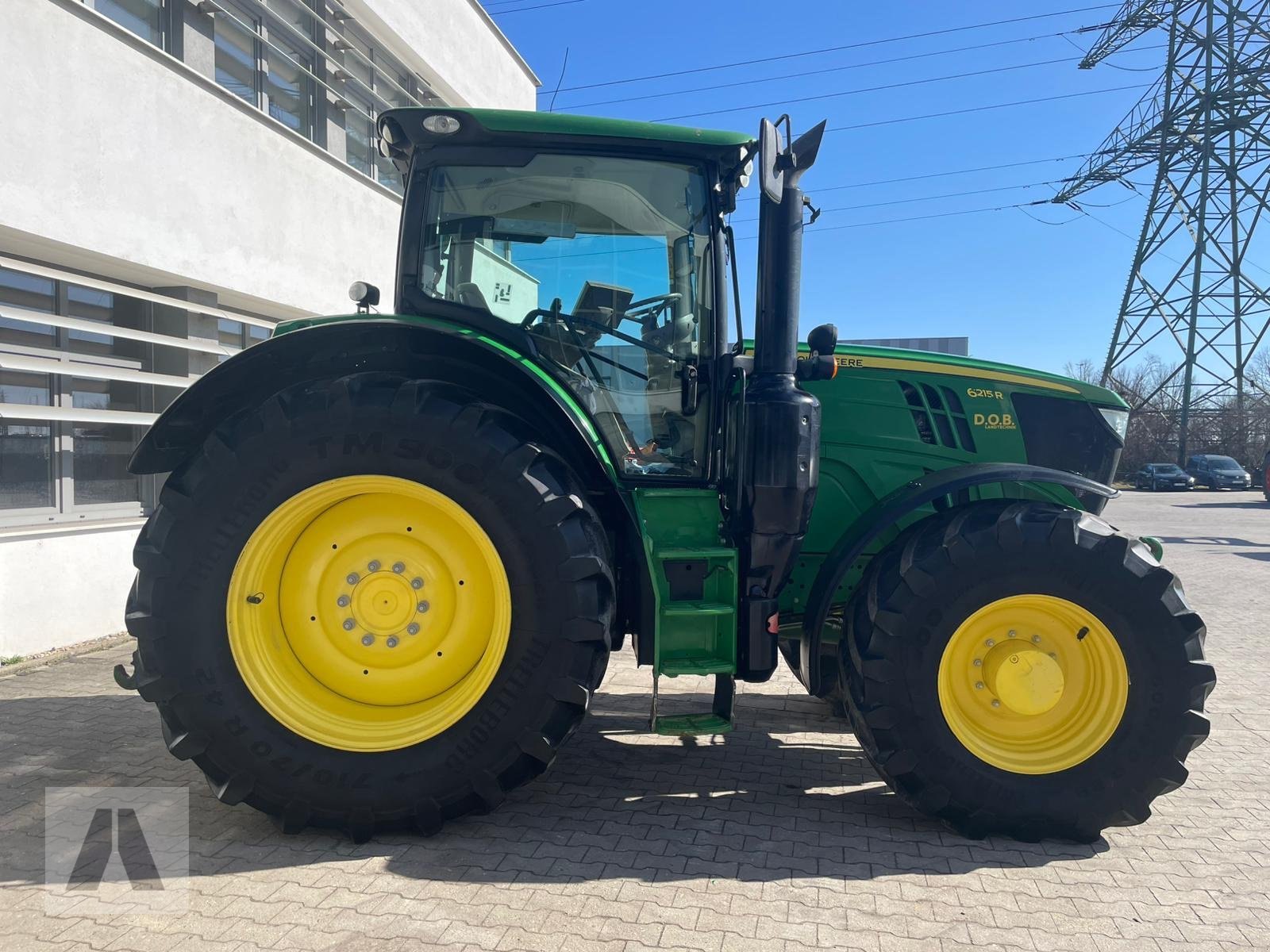 Traktor типа John Deere 6215R, Gebrauchtmaschine в Regensburg (Фотография 4)