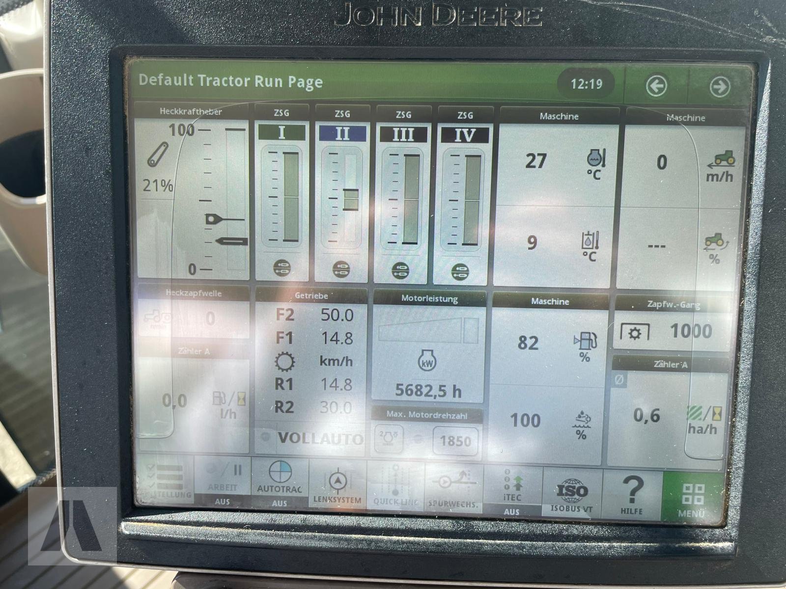 Traktor типа John Deere 6215R, Gebrauchtmaschine в Regensburg (Фотография 18)