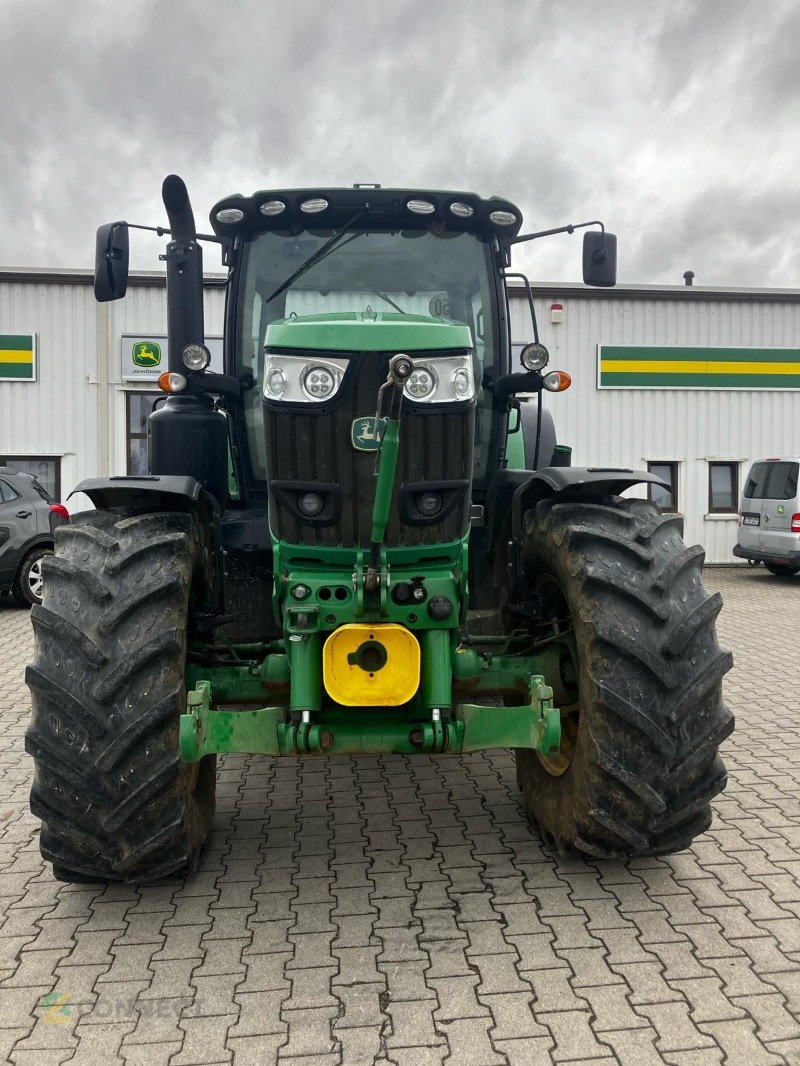 Traktor типа John Deere 6215R, Gebrauchtmaschine в Gerichshain (Фотография 3)