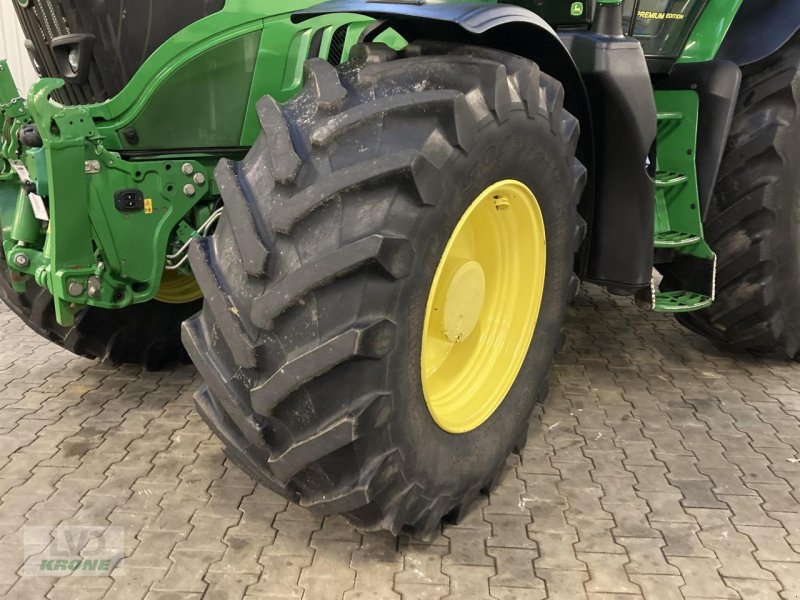 Traktor типа John Deere 6215R, Gebrauchtmaschine в Spelle (Фотография 2)