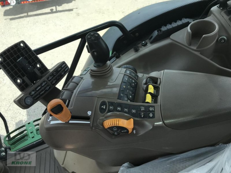 Traktor des Typs John Deere 6215R, Gebrauchtmaschine in Spelle (Bild 9)