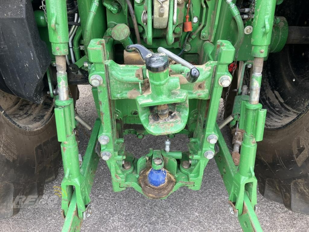 Traktor des Typs John Deere 6215R, Gebrauchtmaschine in Aurich (Bild 7)