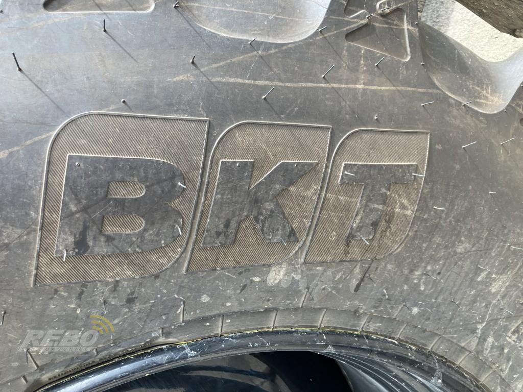 Traktor des Typs John Deere 6215R, Gebrauchtmaschine in Aurich (Bild 12)