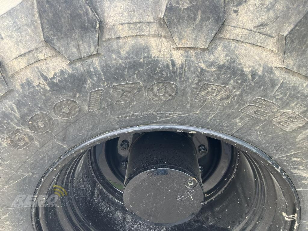 Traktor des Typs John Deere 6215R, Gebrauchtmaschine in Aurich (Bild 15)