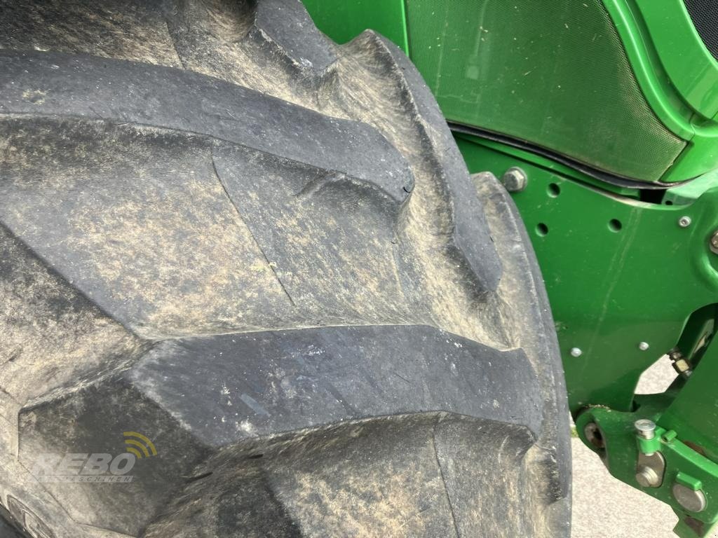 Traktor des Typs John Deere 6215R, Gebrauchtmaschine in Aurich (Bild 18)