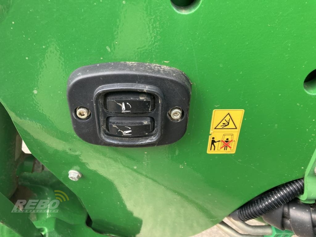 Traktor des Typs John Deere 6215R, Gebrauchtmaschine in Aurich (Bild 20)
