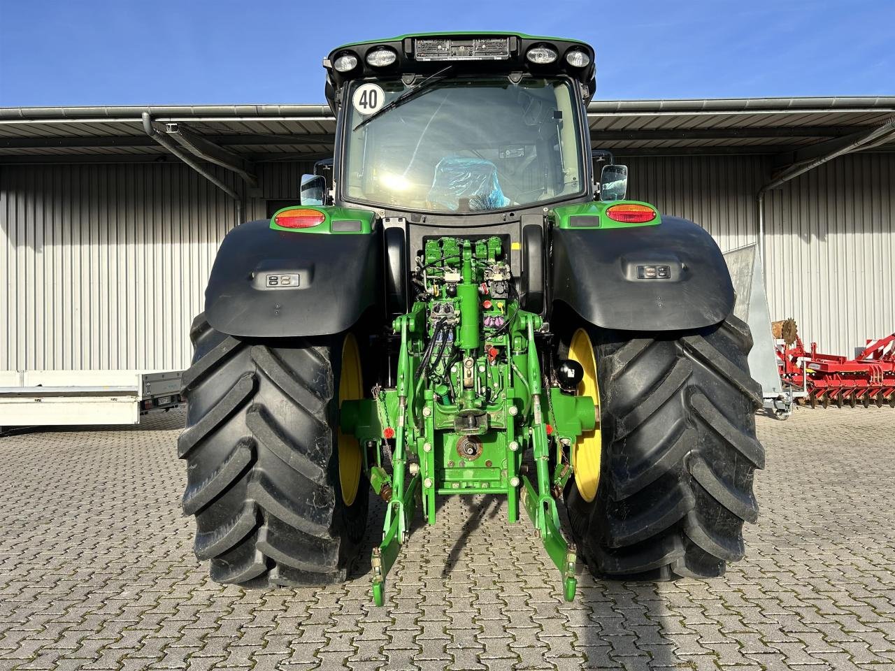 Traktor des Typs John Deere 6215R, Gebrauchtmaschine in Zweibrücken (Bild 5)
