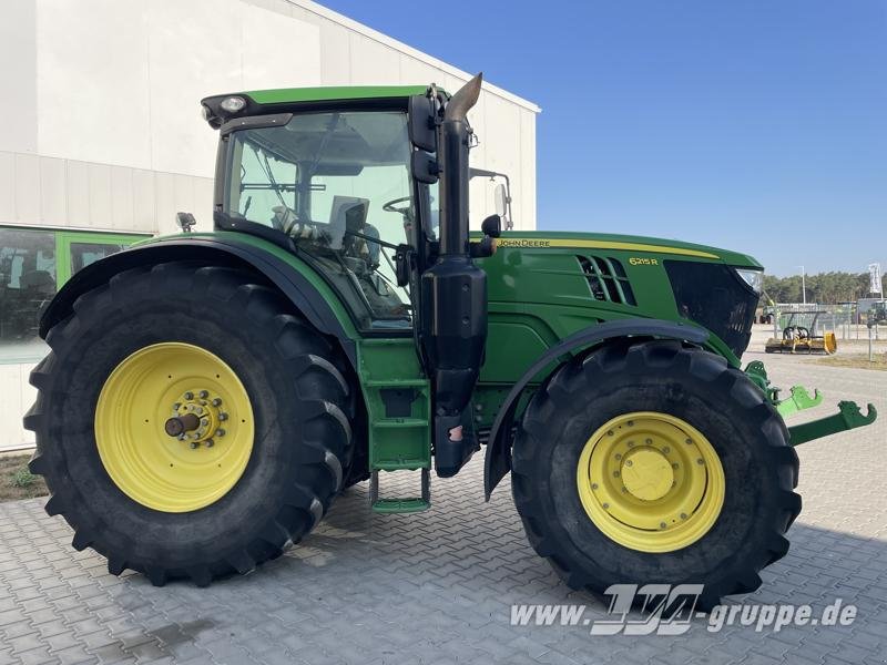 Traktor типа John Deere 6215R, Gebrauchtmaschine в Sülzetal OT Altenweddingen (Фотография 4)