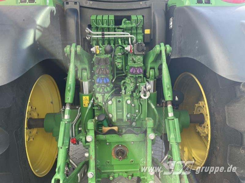 Traktor типа John Deere 6215R, Gebrauchtmaschine в Sülzetal OT Altenweddingen (Фотография 9)