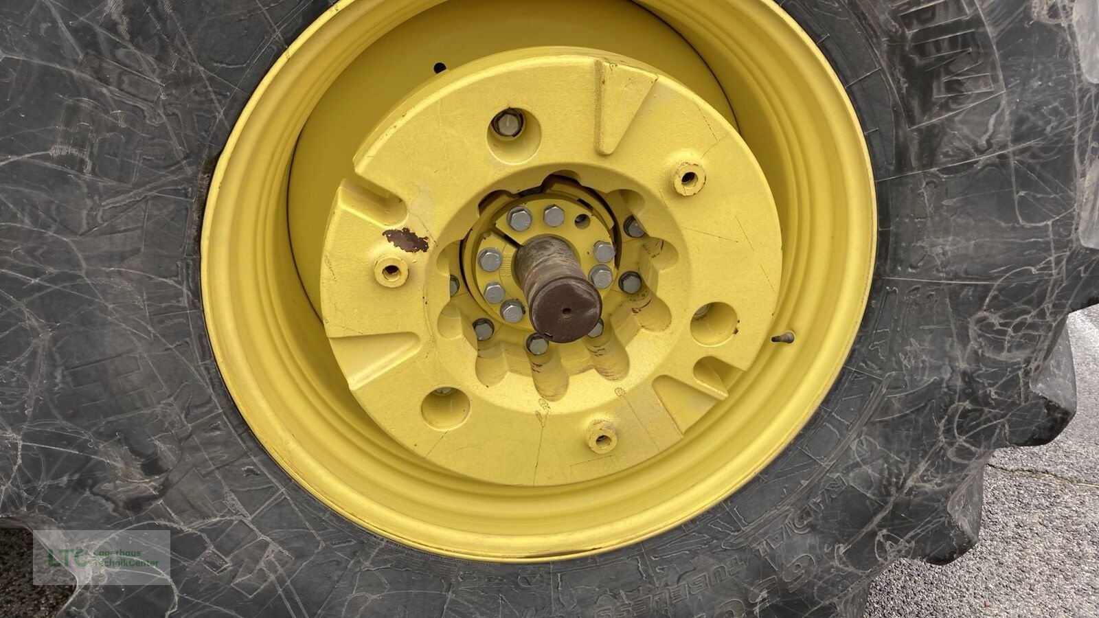 Traktor типа John Deere 6215R, Gebrauchtmaschine в Eggendorf (Фотография 21)