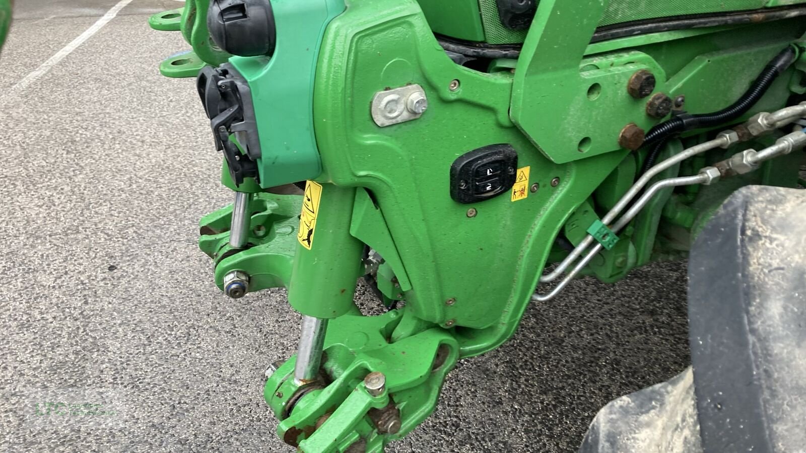 Traktor типа John Deere 6215R, Gebrauchtmaschine в Eggendorf (Фотография 20)