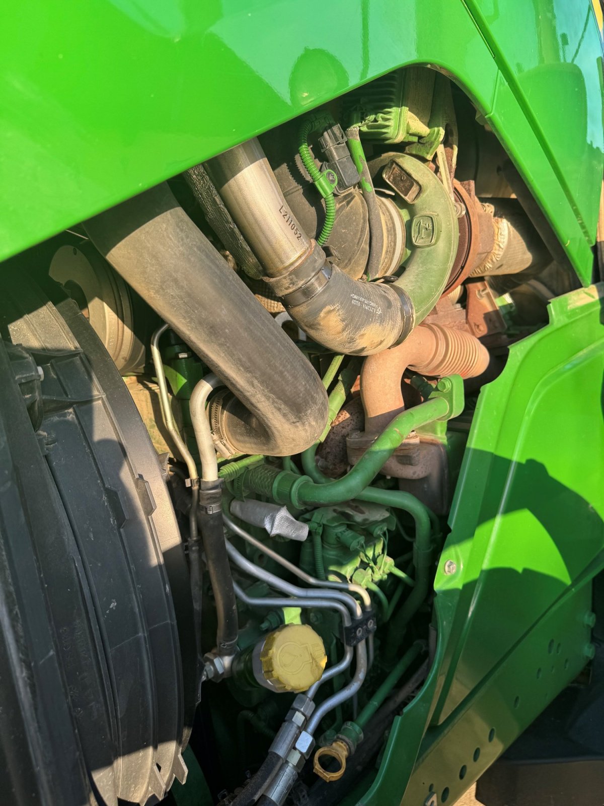 Traktor типа John Deere 6215R, Gebrauchtmaschine в Bayern - Tettenweis (Фотография 11)