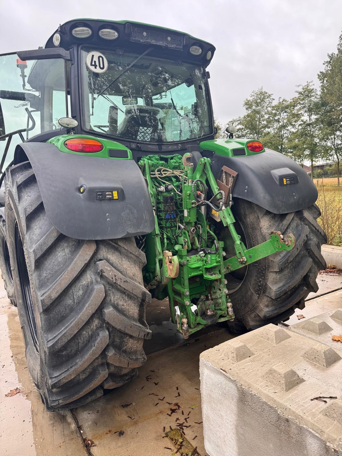 Traktor des Typs John Deere 6215R, Gebrauchtmaschine in Pocking (Bild 7)