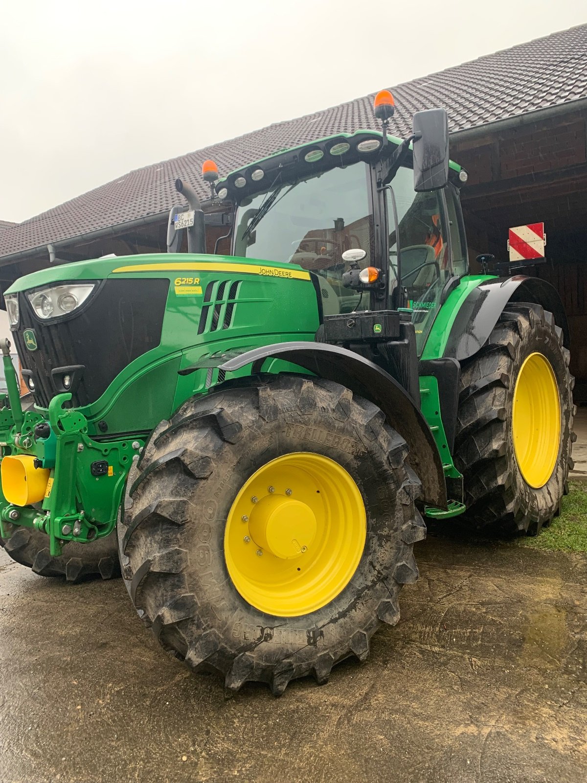 Traktor tip John Deere 6215R, Gebrauchtmaschine in Alleshausen (Poză 1)