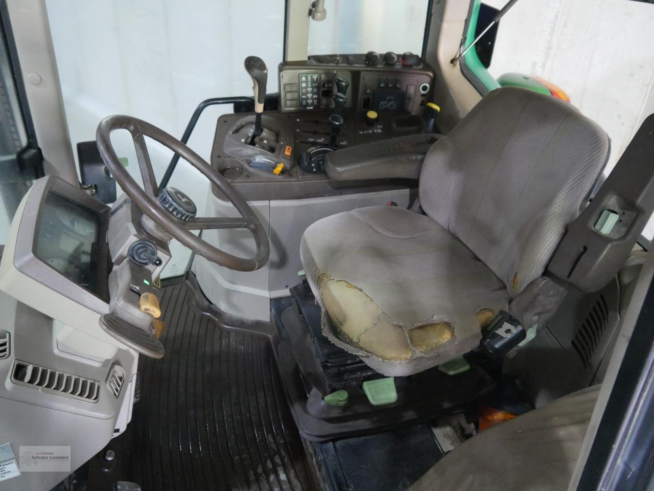 Traktor du type John Deere 6220 Premium PQ, Gebrauchtmaschine en Borken (Photo 10)