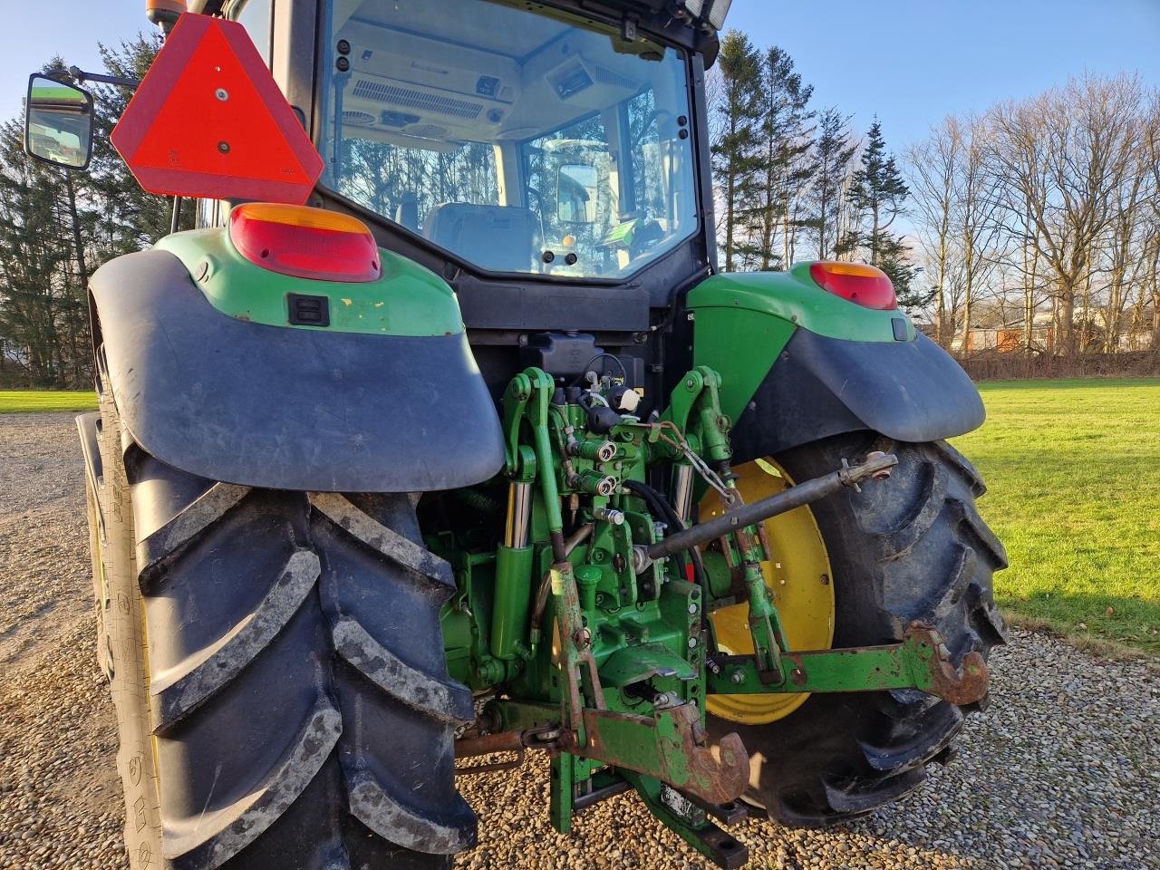 Traktor of the type John Deere 6220 SE, Gebrauchtmaschine in Jelling (Picture 5)