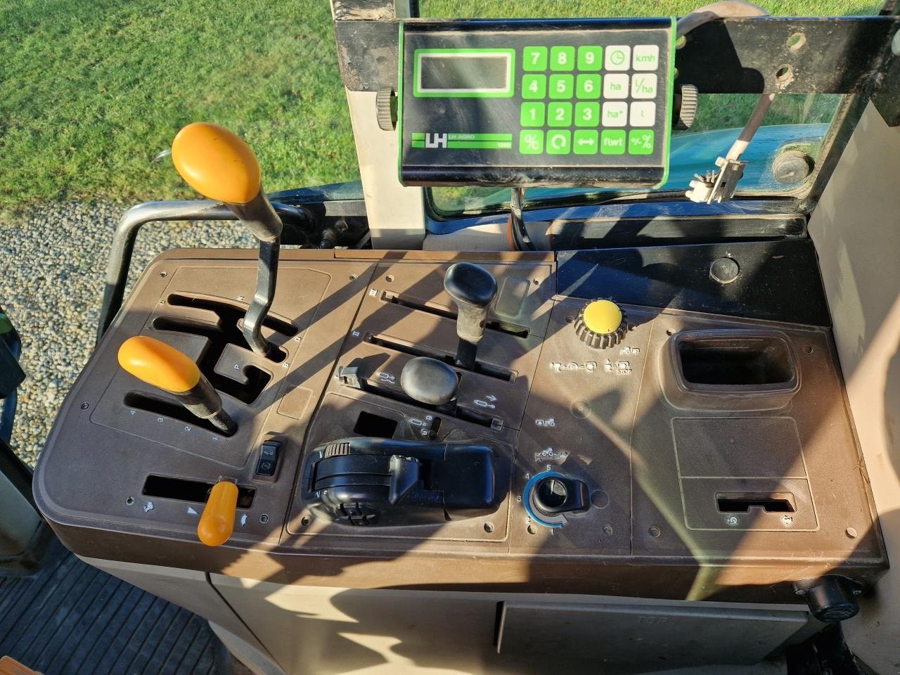 Traktor du type John Deere 6220 SE, Gebrauchtmaschine en Jelling (Photo 9)