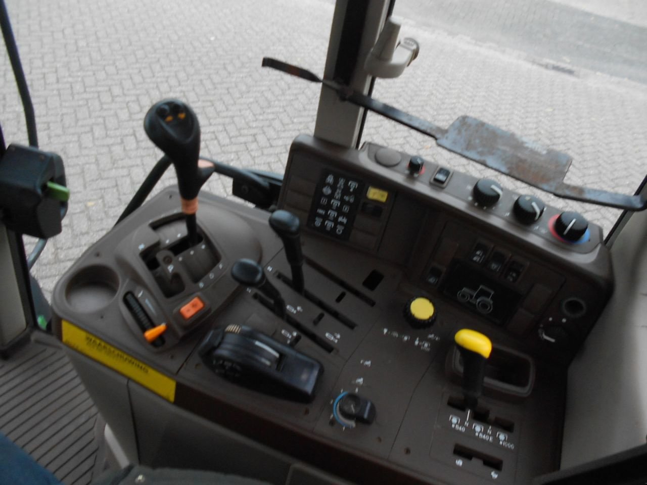 Traktor del tipo John Deere 6220, Gebrauchtmaschine In Oirschot (Immagine 10)