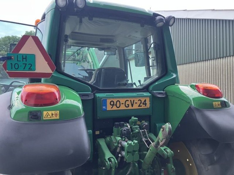 Traktor typu John Deere 6220, Gebrauchtmaschine v St. - Jacobiparochie (Obrázek 9)