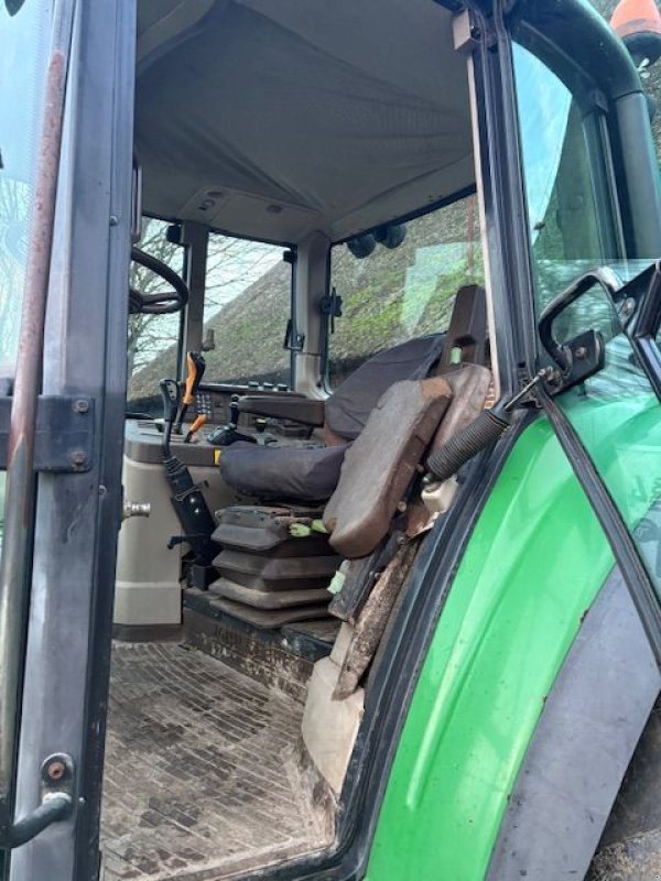 Traktor от тип John Deere 6220, Gebrauchtmaschine в St. - Jacobiparochie (Снимка 8)