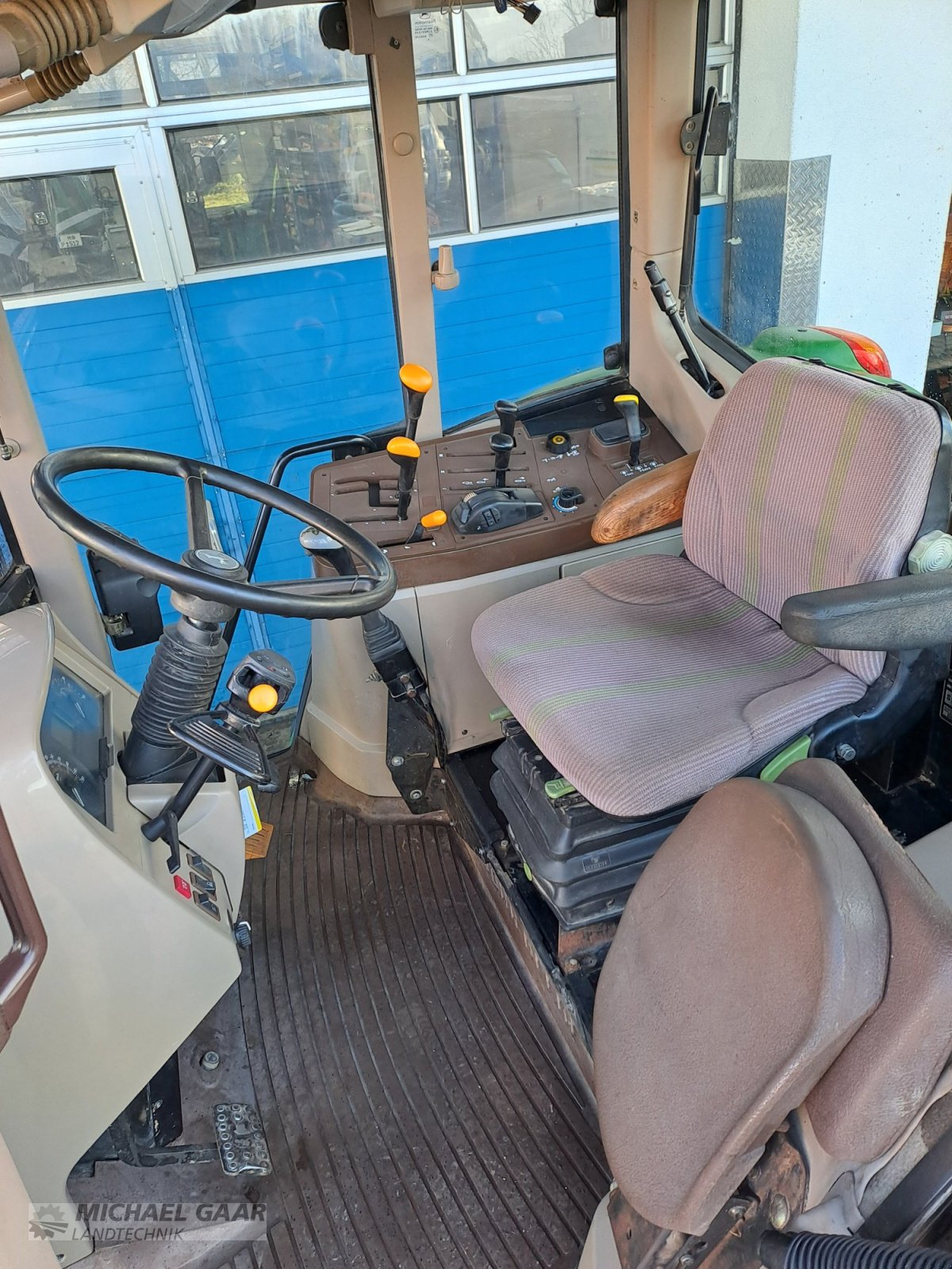 Traktor Türe ait John Deere 6220SE, Gebrauchtmaschine içinde Höhenkirchen-Siegertsbrunn (resim 16)