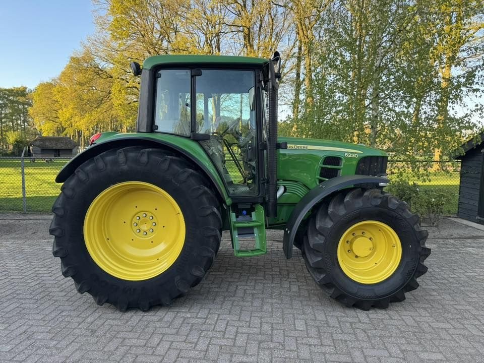 Traktor of the type John Deere 6230 6230 Tractor, Gebrauchtmaschine in Harskamp (Picture 4)