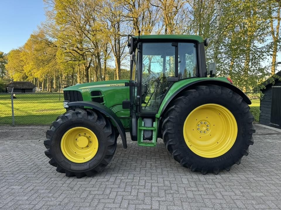 Traktor of the type John Deere 6230 6230 Tractor, Gebrauchtmaschine in Harskamp (Picture 2)