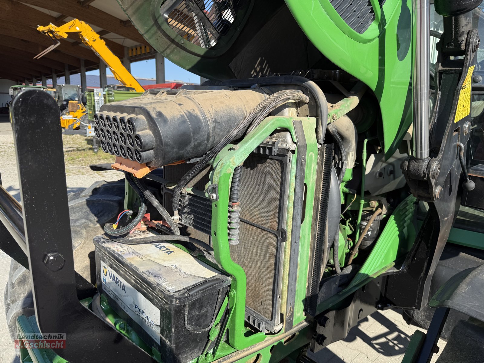 Traktor Türe ait John Deere 6230 mit Frontlader, Gebrauchtmaschine içinde Mühldorf (resim 17)